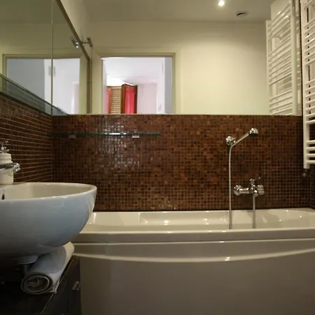 Melograni 28 아파트 오메그나